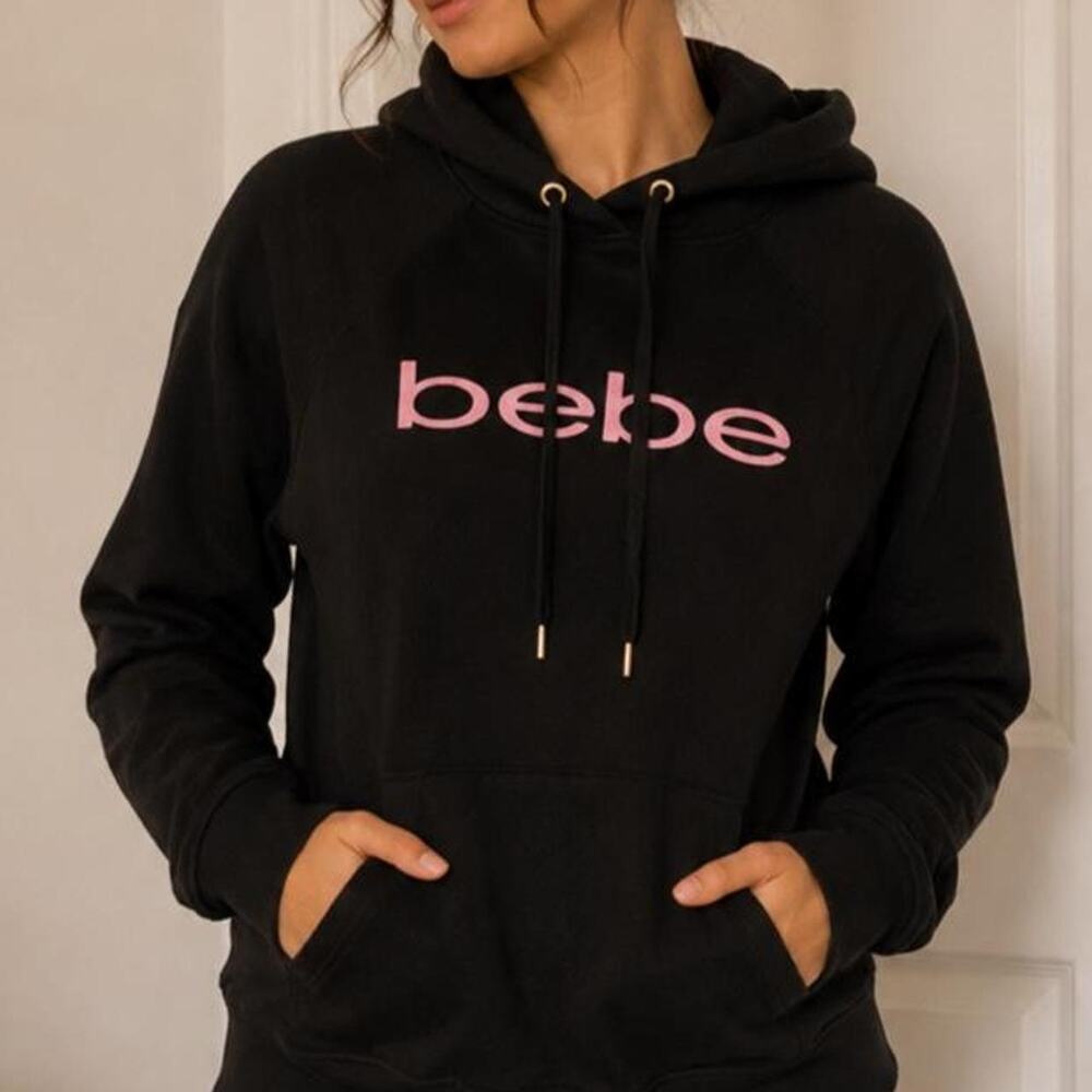 Bebe logo pullover hoodie stay